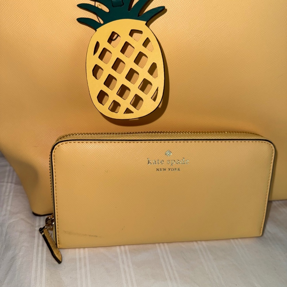 Kate Spade Buttercream Yellow Saffiano Leather Tote Bag Zip Wallet Set Pineapple - Picture 4 of 13